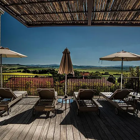 The View Of Montpeyroux 3*